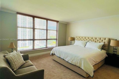 Copropriété à louer à Aventura, Floride: 2 chambres, 125.7 m2 № 2179162 - photo 13