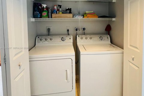 Copropriété à louer à Aventura, Floride: 2 chambres, 125.7 m2 № 2179162 - photo 20