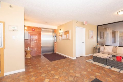 Condominio en venta en Ormond Beach, Florida, 2 dormitorios, 118.45 m2 № 1582614 - foto 6