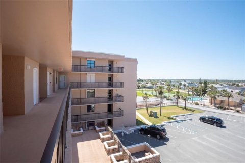 Condominio en venta en Ormond Beach, Florida, 2 dormitorios, 118.45 m2 № 1582614 - foto 9