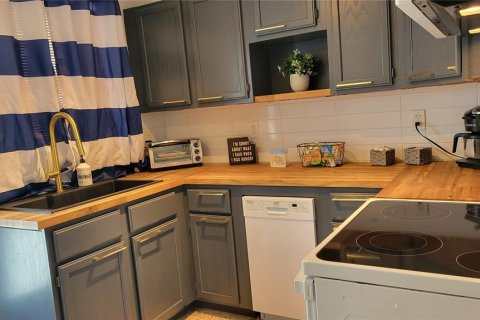 Снять в аренду квартиру в Сарасота, Флорида 2 спальни, 83.61м2, № 1875881 - фото 4