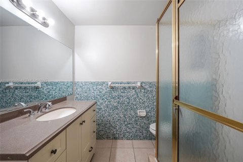 Casa en venta en Hollywood, Florida, 3 dormitorios, 119.66 m2 № 1983666 - foto 14