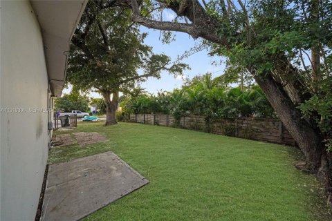 Casa en venta en Hollywood, Florida, 3 dormitorios, 119.66 m2 № 1983666 - foto 21