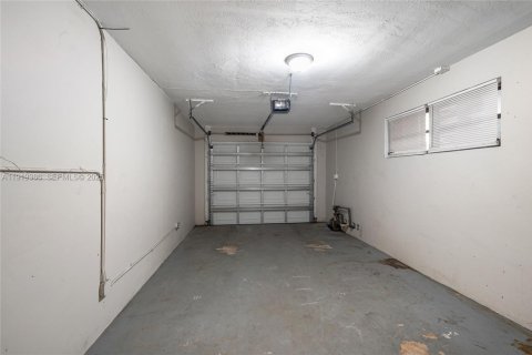 Casa en venta en Hollywood, Florida, 3 dormitorios, 119.66 m2 № 1983666 - foto 20