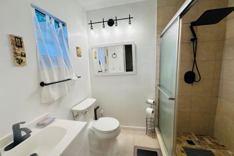 Купить коммерческую недвижимость в Уэст-Палм-Бич, Флорида 163.51м2, № 2376345 - фото 12