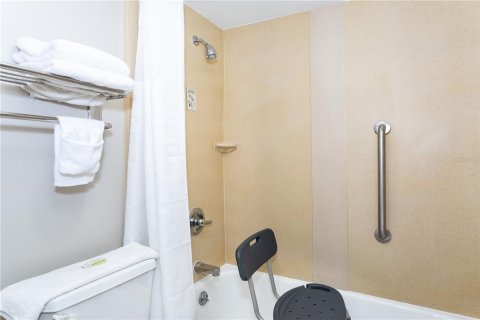 Hotel en venta en Casselberry, Florida, 2641.86 m2 № 2128571 - foto 12