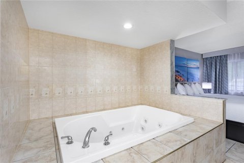 Hotel en venta en Casselberry, Florida, 2641.86 m2 № 2128571 - foto 22