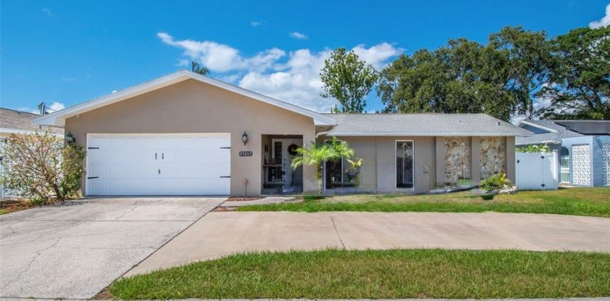 Villa ou maison à Seminole, Floride 3 chambres, 178 m2 № 1691043