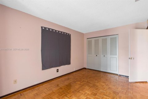 Casa en venta en Tamarac, Florida, 2 dormitorios, 151.62 m2 № 2048429 - foto 30