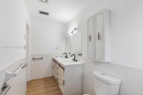 Casa en venta en Tamarac, Florida, 2 dormitorios, 151.62 m2 № 2048429 - foto 23