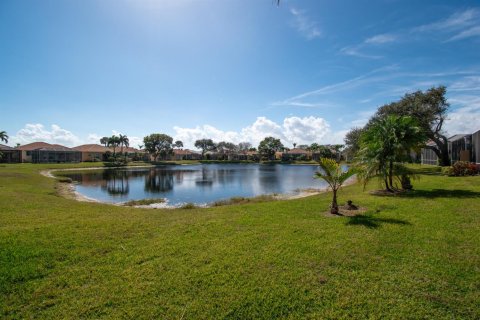 House in Delray Beach, Florida 3 bedrooms, 207.26 sq.m. № 2272060 - photo 26