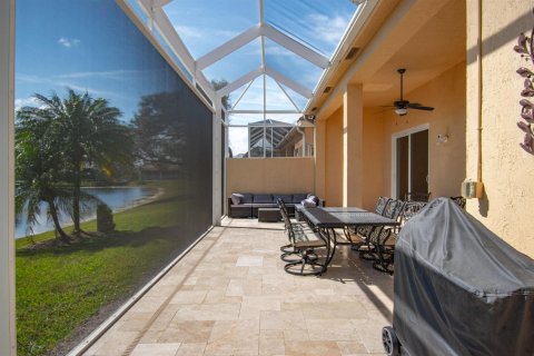 House in Delray Beach, Florida 3 bedrooms, 207.26 sq.m. № 2272060 - photo 24