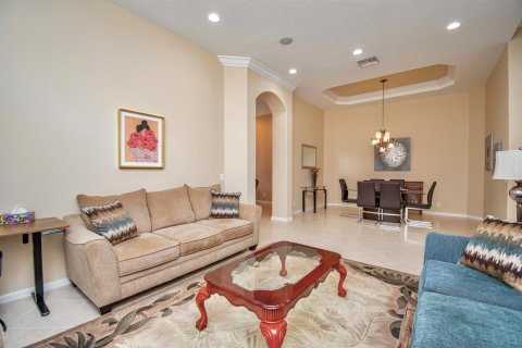 House in Delray Beach, Florida 3 bedrooms, 207.26 sq.m. № 2272060 - photo 4