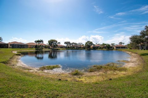 House in Delray Beach, Florida 3 bedrooms, 207.26 sq.m. № 2272060 - photo 22