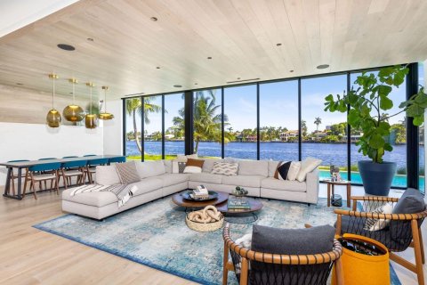 House in Fort Lauderdale, Florida 6 bedrooms, 928.56 sq.m. № 2082167 - photo 9