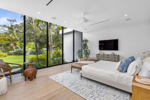 House in Fort Lauderdale, Florida 6 bedrooms, 928.56 sq.m. № 2082167 - photo 23