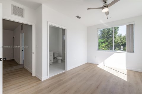 Appartement à louer à Miramar, Floride: 2 chambres, 111.48 m2 № 1892967 - photo 12
