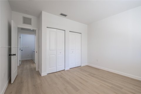 Appartement à louer à Miramar, Floride: 2 chambres, 111.48 m2 № 1892967 - photo 14