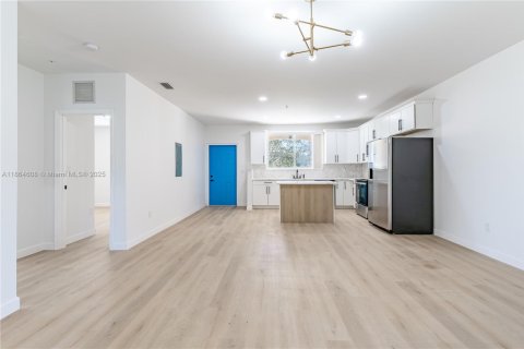 Appartement à louer à Miramar, Floride: 2 chambres, 111.48 m2 № 1892967 - photo 6