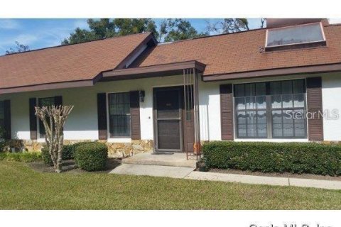House in Ocala, Florida 2 bedrooms, 97.45 sq.m. № 2375802