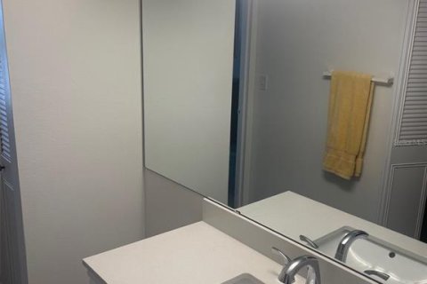 Condominio en alquiler en Sarasota, Florida, 1 dormitorio, 72.28 m2 № 1420713 - foto 11