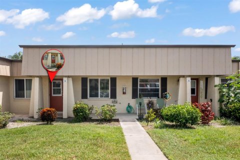 Condo in Fort Myers, Florida, 2 bedrooms  № 1389076 - photo 23