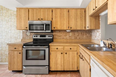 Condo in Fort Myers, Florida, 2 bedrooms  № 1389076 - photo 9