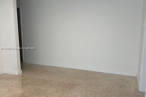 Villa ou maison à louer à South Miami, Floride: 3 chambres, 126.53 m2 № 1828237 - photo 2
