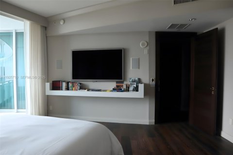 Condo in Bal Harbour, Florida, 3 bedrooms  № 1984625 - photo 28