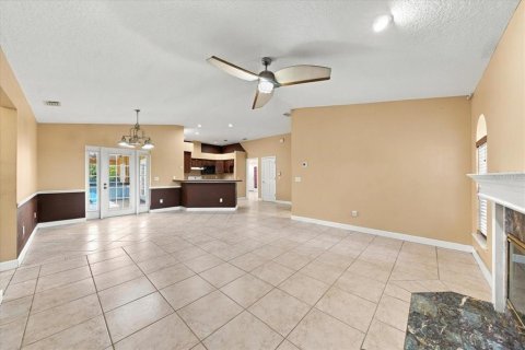 Villa ou maison à vendre à DeBary, Floride: 3 chambres, 192.96 m2 № 2419790 - photo 27