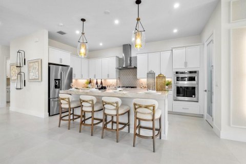 House in Palm Beach Gardens, Florida 3 bedrooms, 227.52 sq.m. № 2193242 - photo 7