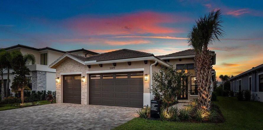 House in Palm Beach Gardens, Florida 3 bedrooms, 227.52 sq.m. № 2193242