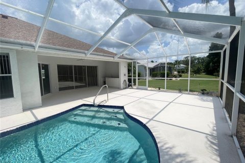 Casa en alquiler en Sun City Center, Florida, 2 dormitorios, 175.4 m2 № 1913640 - foto 15