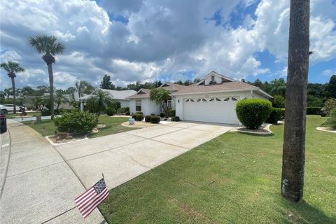 Casa en alquiler en Sun City Center, Florida, 2 dormitorios, 175.4 m2 № 1913640 - foto 1
