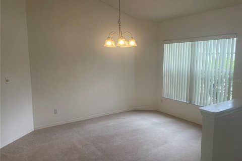 Casa en alquiler en Sun City Center, Florida, 2 dormitorios, 175.4 m2 № 1913640 - foto 5