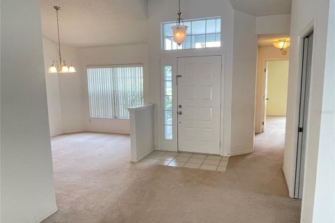 Villa ou maison à louer à Sun City Center, Floride: 2 chambres, 175.4 m2 № 1913640 - photo 6