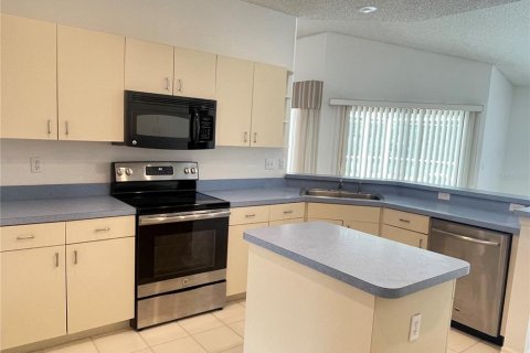 Casa en alquiler en Sun City Center, Florida, 2 dormitorios, 175.4 m2 № 1913640 - foto 7
