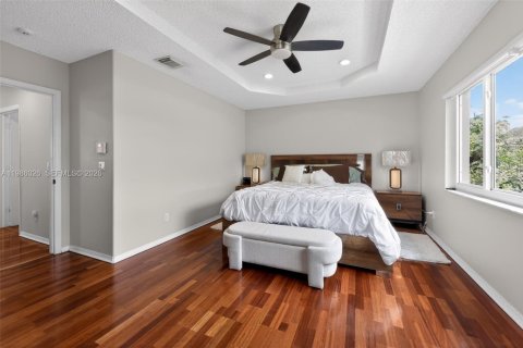House in Pembroke Pines, Florida 4 bedrooms, 203.46 sq.m. № 2046518 - photo 10