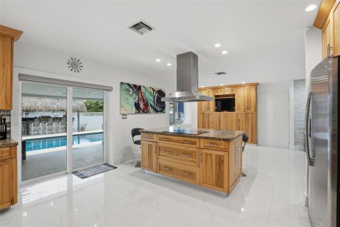 Villa ou maison à vendre à Hollywood, Floride: 3 chambres, 193.79 m2 № 2006203 - photo 14