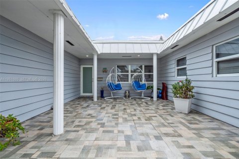 Villa ou maison à vendre à Hollywood, Floride: 3 chambres, 193.79 m2 № 2006203 - photo 4