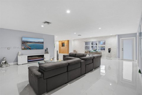 Villa ou maison à vendre à Hollywood, Floride: 3 chambres, 193.79 m2 № 2006203 - photo 7