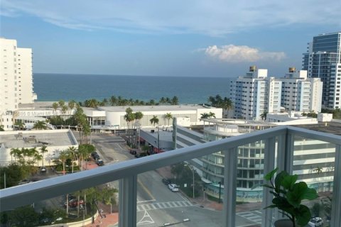 Condo in Miami Beach, Florida, 1 bedroom  № 1868348 - photo 9