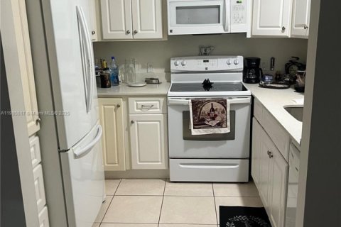 Condo in Delray Beach, Florida, 1 bedroom  № 1957258 - photo 3