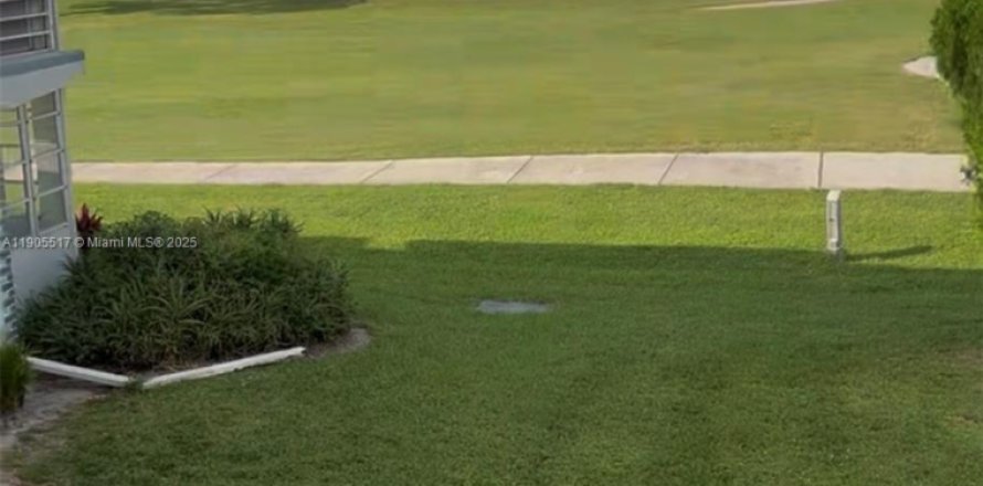 Condo in Delray Beach, Florida, 1 bedroom  № 1957258