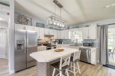 Villa ou maison à vendre à Edgewater, Floride: 3 chambres, 113.15 m2 № 2147645 - photo 17