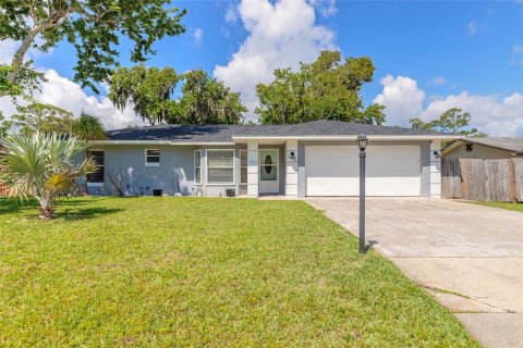 Villa ou maison à Edgewater, Floride 3 chambres, 113.15 m2 № 2147645