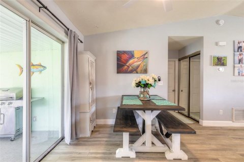 Villa ou maison à vendre à Edgewater, Floride: 3 chambres, 113.15 m2 № 2147645 - photo 16