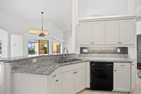 Casa en venta en Rotonda, Florida, 3 dormitorios, 252.23 m2 № 1799795 - foto 15