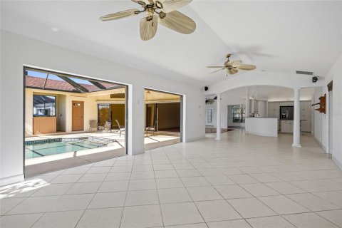 Casa en venta en Rotonda, Florida, 3 dormitorios, 252.23 m2 № 1799795 - foto 11