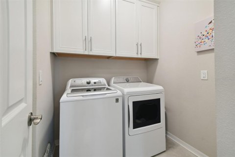 House in Odessa, Florida 3 bedrooms, 257.06 sq.m. № 1625002 - photo 15
